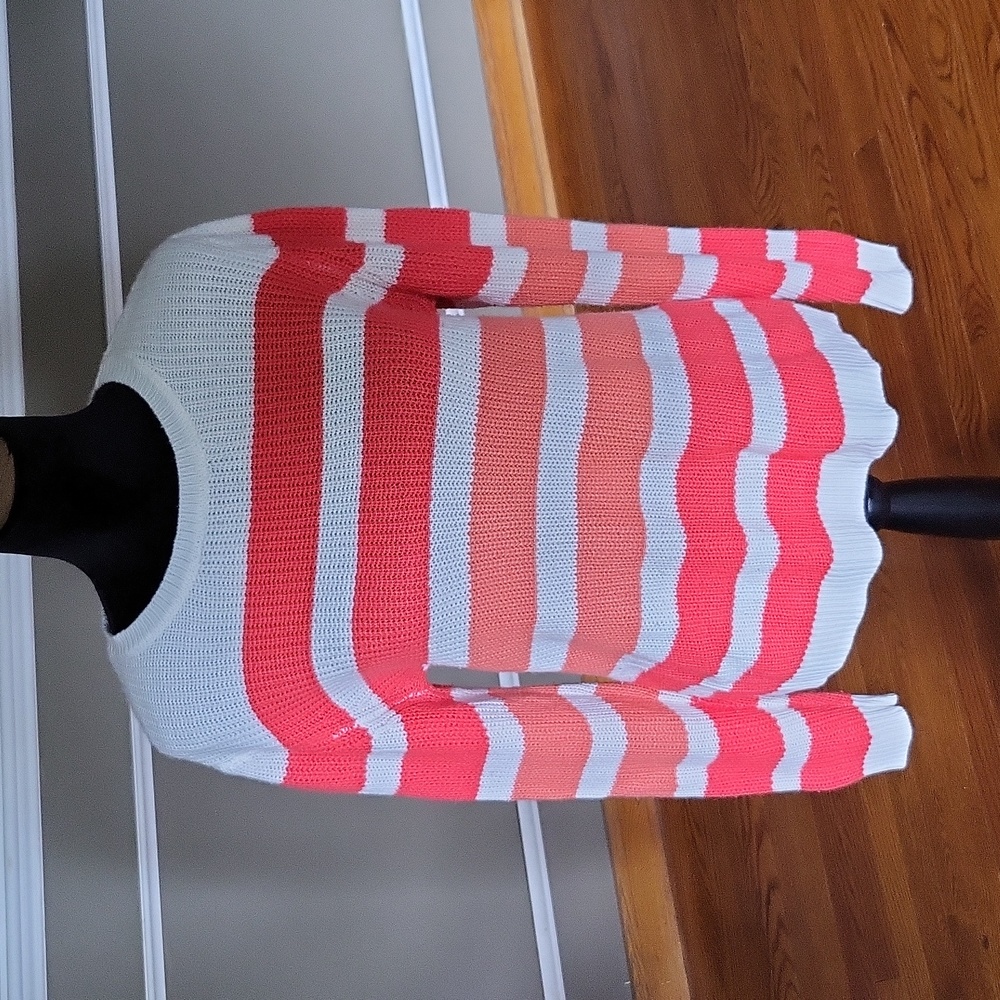 APT 9 Sweater